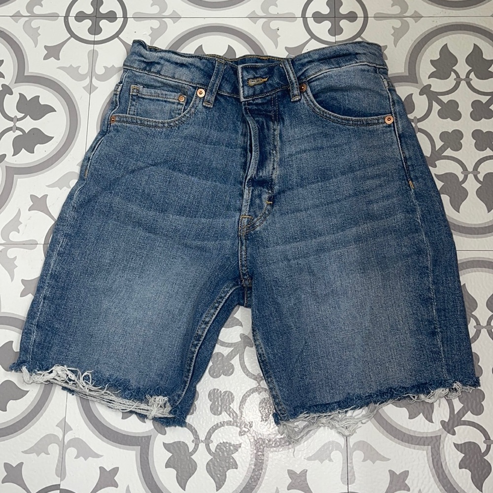 H&M Mid Thigh Denim Shorts